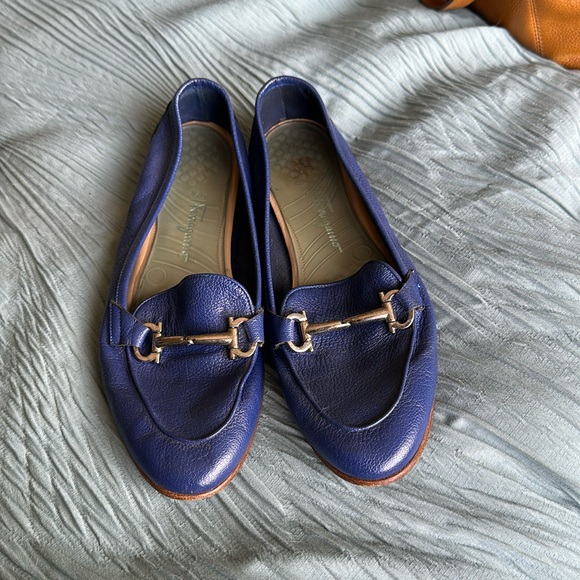 Ferragamo Authentic Loafers - Picture 1 of 4